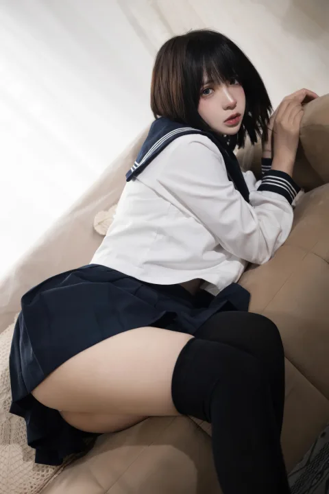 [Coser写真] 疯猫ss 致郁JK_兔兔图库