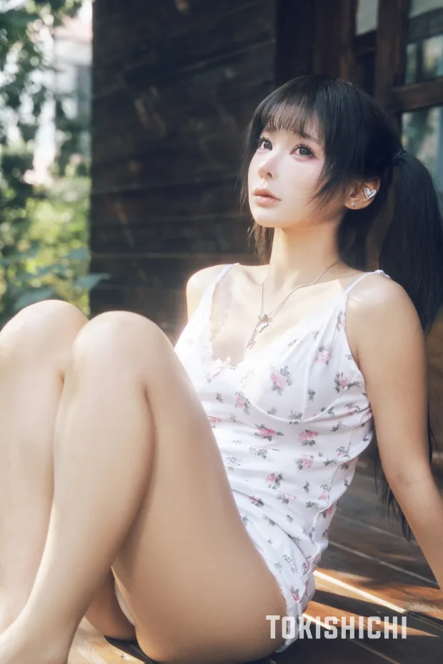 [Coser写真] 蠢沫沫 碎花短裙_兔兔图库 3