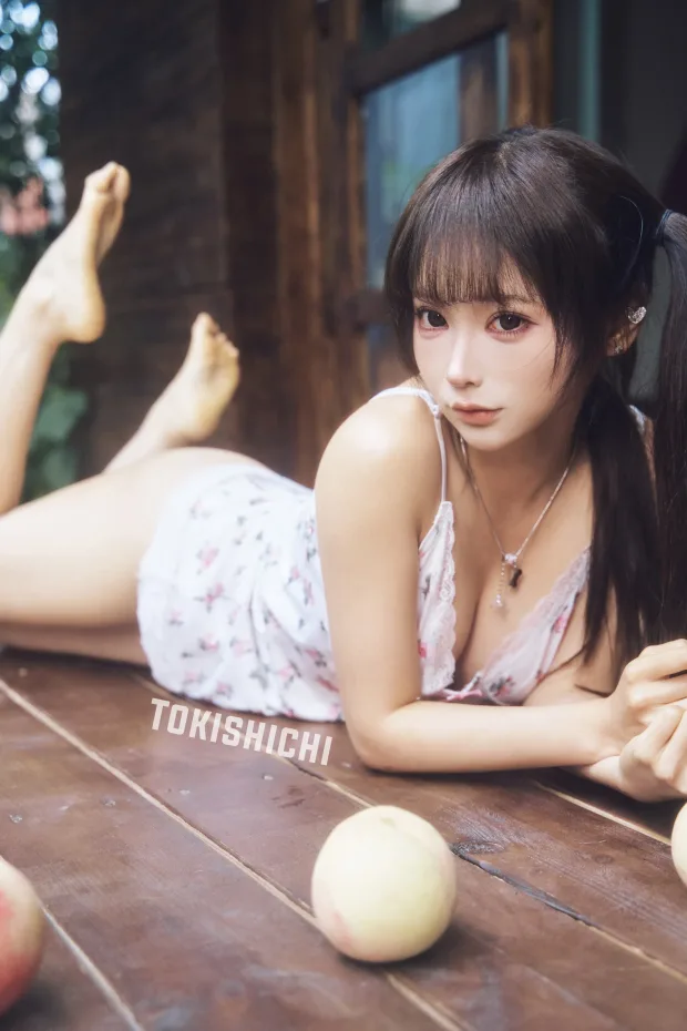 [Coser写真] 蠢沫沫 碎花短裙_兔兔图库 6