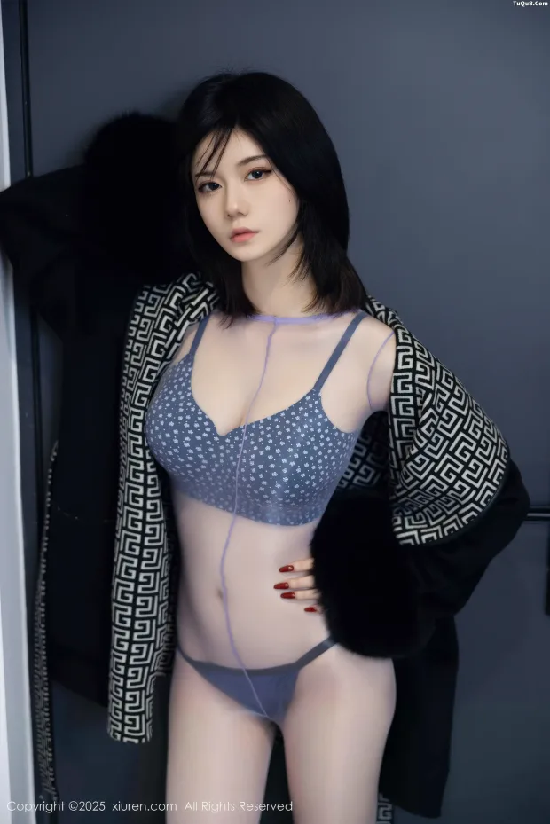 [XiuRen秀人网]第11131期凌七七写真 [110P] 2