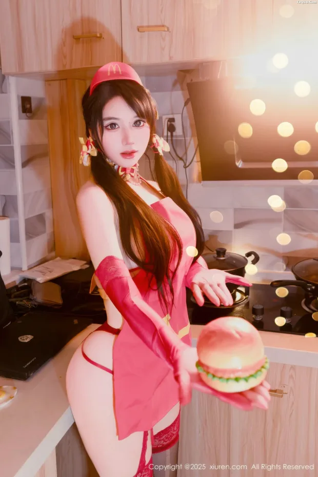 [XiuRen秀人网]第11154期汐汐爱吃草莓写真 [78P] 5
