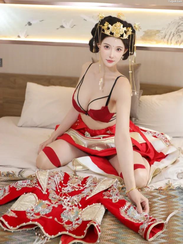 [XiuRen秀人网]第B108期梨霜儿写真 [91P] 2