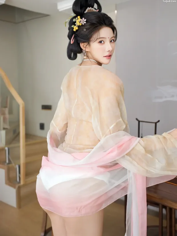 [XiuRen秀人网]第B107期梨霜儿写真 [88P] 1