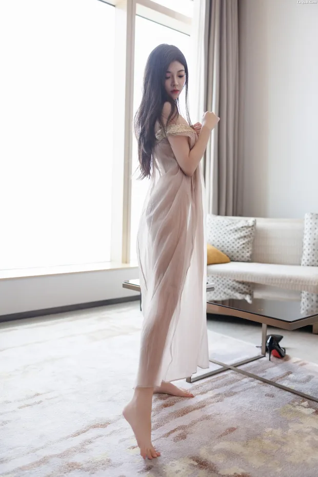 [XiuRen秀人网]第B141期初梦瑶写真 [102P] 2