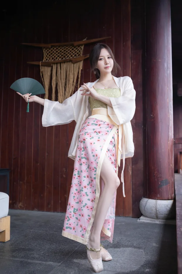 [XiuRen秀人网]第B150期鱼子酱写真 [118P] 5