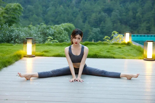 [XiuRen秀人网]第B158期尹甜甜写真 [85P] 5