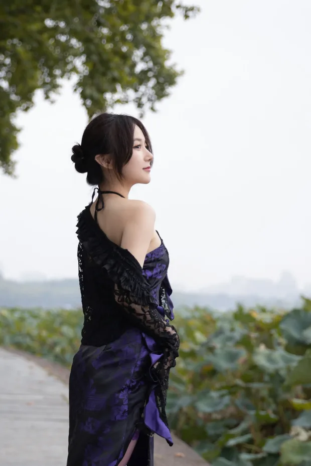 [XiuRen秀人网]第FW0095期鱼子酱写真 [110P] 2