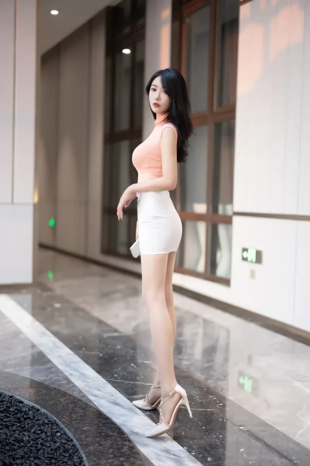 [XiuRen秀人网]第FW0301期苏苏阿写真 [91P] 5